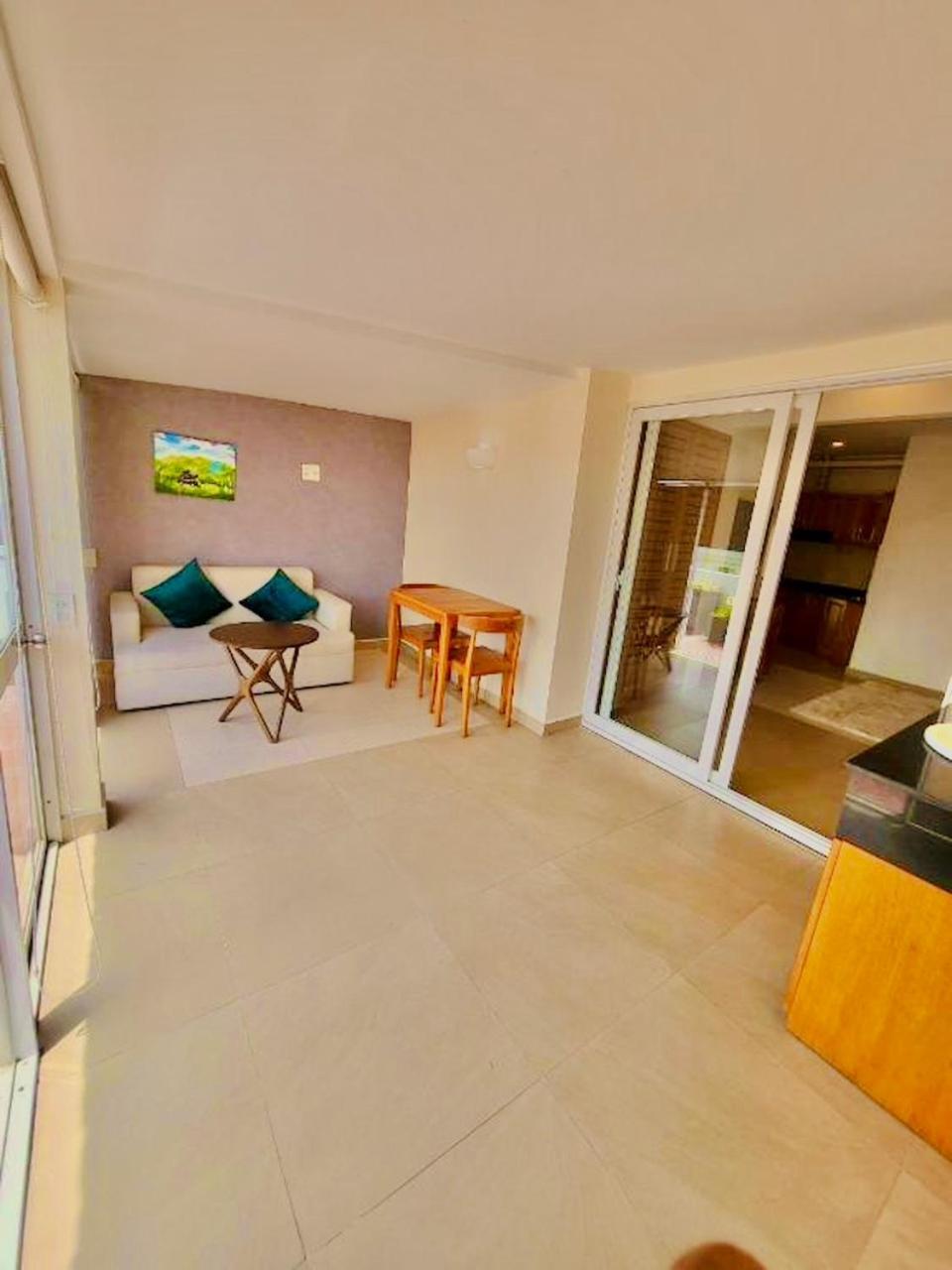 Simmi 5 Hotel & Apartment Bandar Ho Chi Minh Luaran gambar